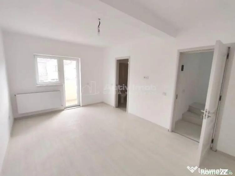 Casă cu 4 camere cu Teren 200 Mp în Prelungirea Ghencea