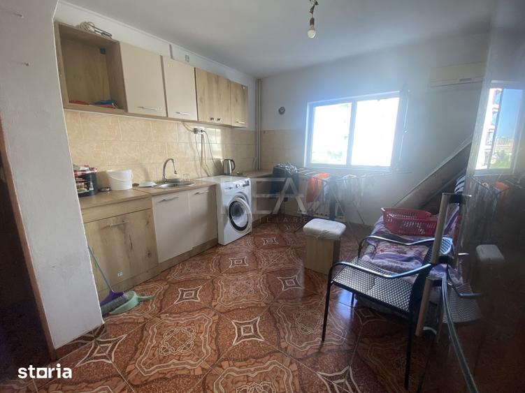 Apartament cu 3 camere decomandat în Rahova