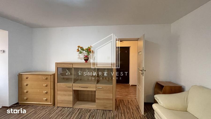 Apartament cu 2 camere semidecomandat în Botizului