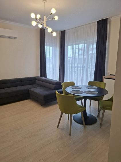 Apartament cu 2 camere decomandat în Giroc
