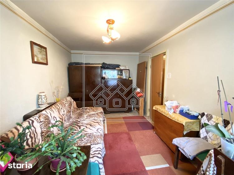 Apartament 2 camere de vanzare, necesita renovare, zona Rahovei - Sibi - 2