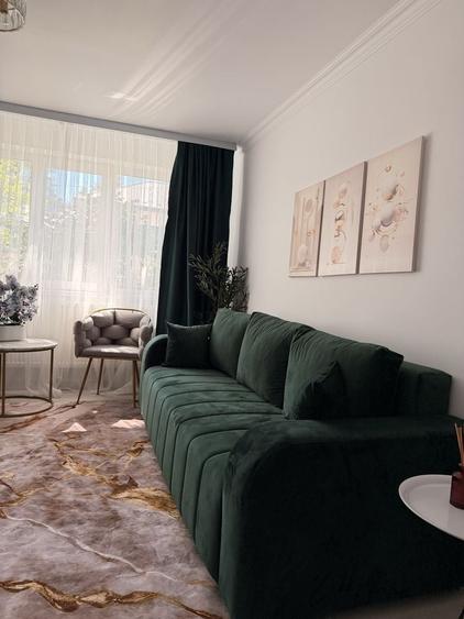 Apartament cu 2 camere decomandat în Central