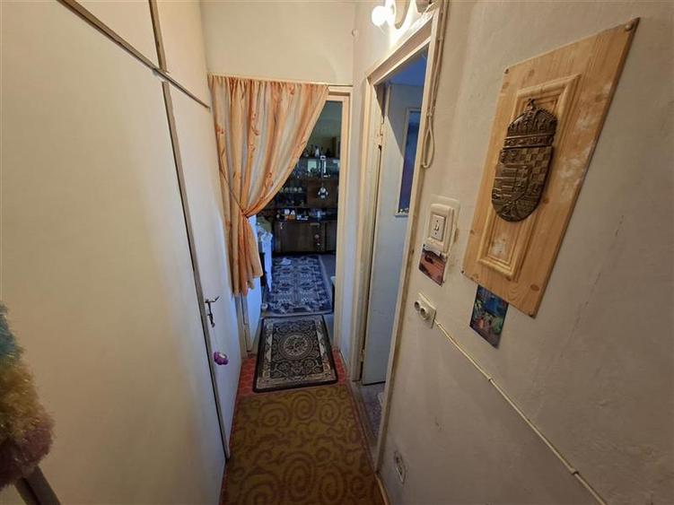 Apartament cu 3 camere semidecomandat în Mănăștur