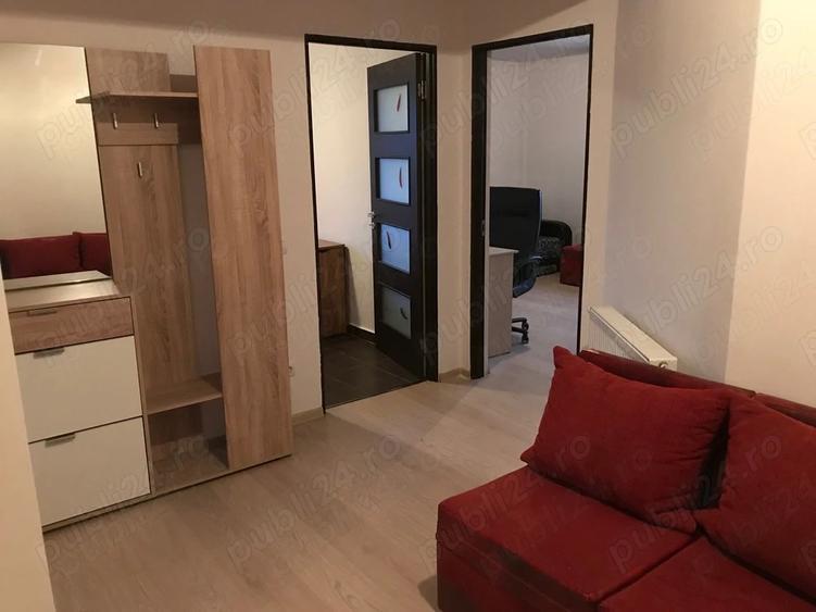 Apartament cu 3 camere decomandat în Republicii