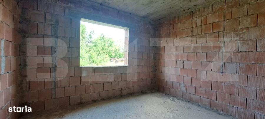 Casă cu 4 camere în Central