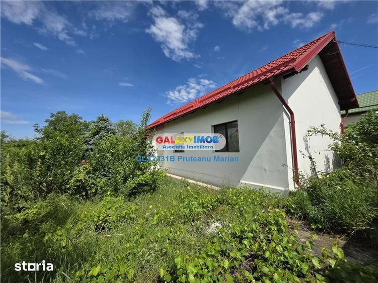 Apartament cu 3 camere decomandat în Crevedia