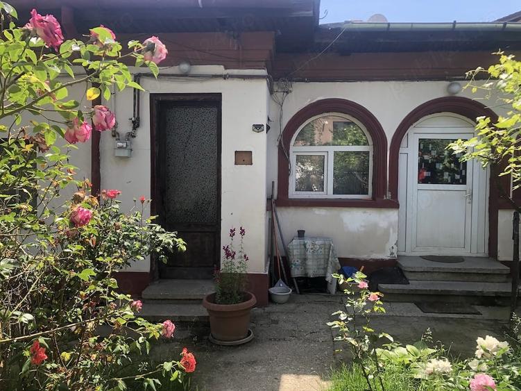 Proiect casa pe pamant necesita renovare totala, curte 85 mp, garaj+anexa - 10