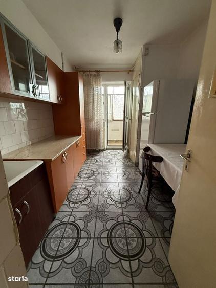 Apartament cu 3 camere decomandat în Eminescu