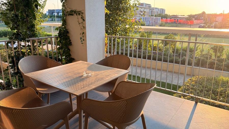 Apartament cu 3 camere, mobilat în Aradului