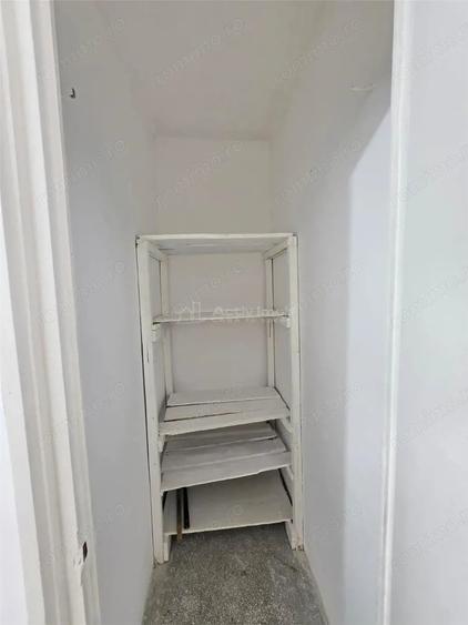 Apartament cu 3 camere semidecomandat în Vatra Luminoasă