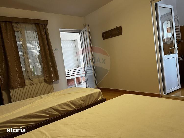 Casă cu 9 camere cu Teren 480 Mp în Limanu