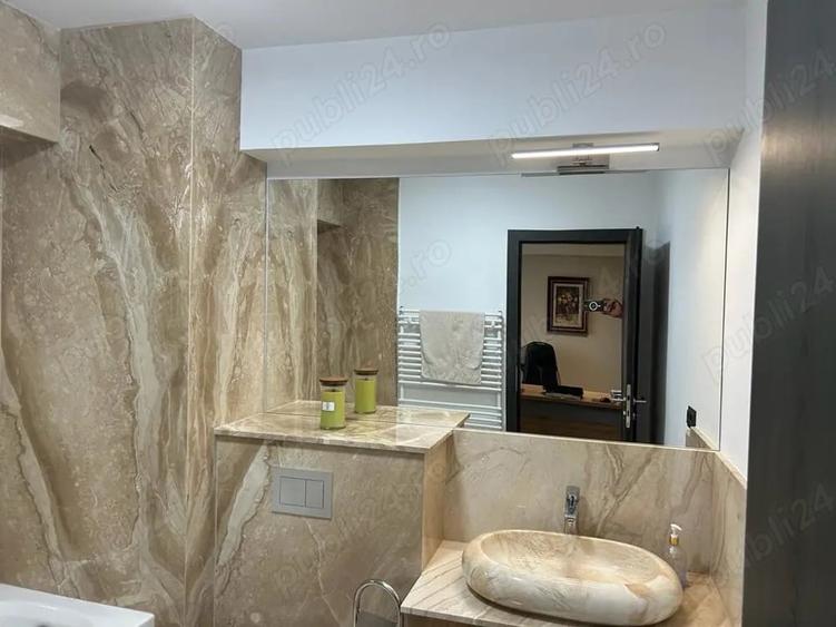 Apartament cu 3 camere decomandat în Nufărul