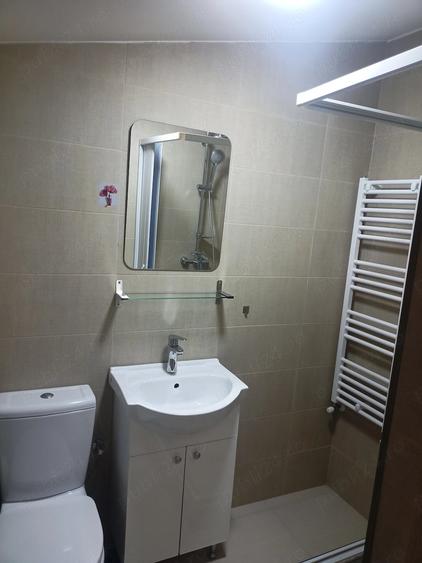 Garsonieră decomandată în Central