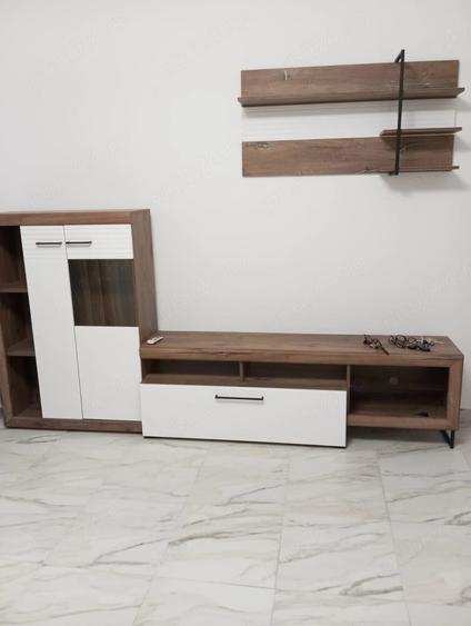 Apartament cu 2 camere decomandat în Titan