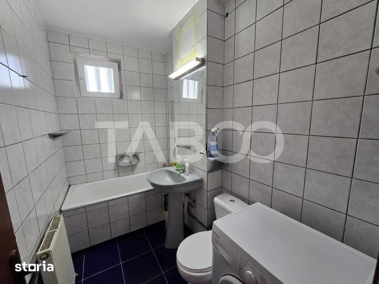 Apartament 2 camere de vanzare decomandat 52 mpu etaj 3 Terezian Sibiu - 7
