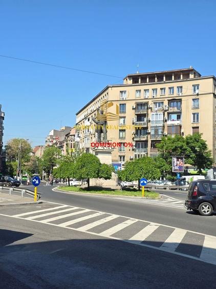 Apartament cu 3 camere în Regina Elisabeta