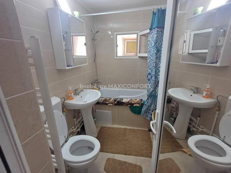 Apartament cu 3 camere în Calarași 4