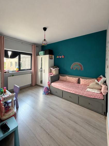 Casă cu 3 camere cu Teren 320 Mp în Domnești