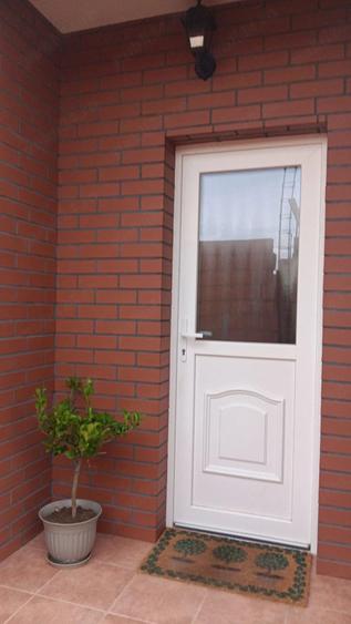 Casă cu Teren 500 Mp în Sânandrei