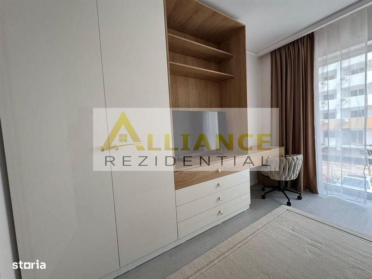 Apartament cu 3 camere în Central — fotografia 3
