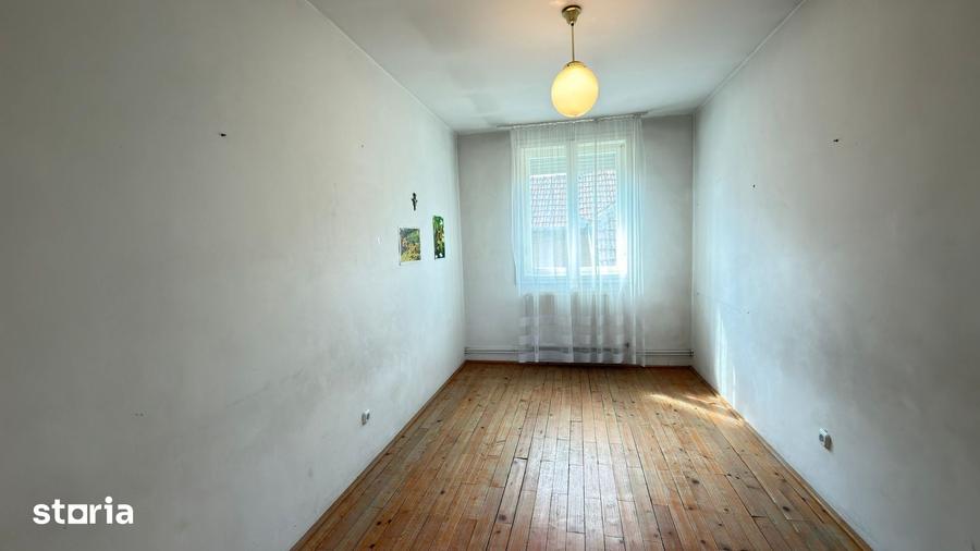 Spațiu comercial, de 342 mp, în Central