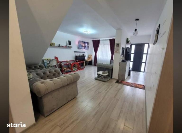 Casă cu 3 camere cu Teren 320 Mp în Ciurea