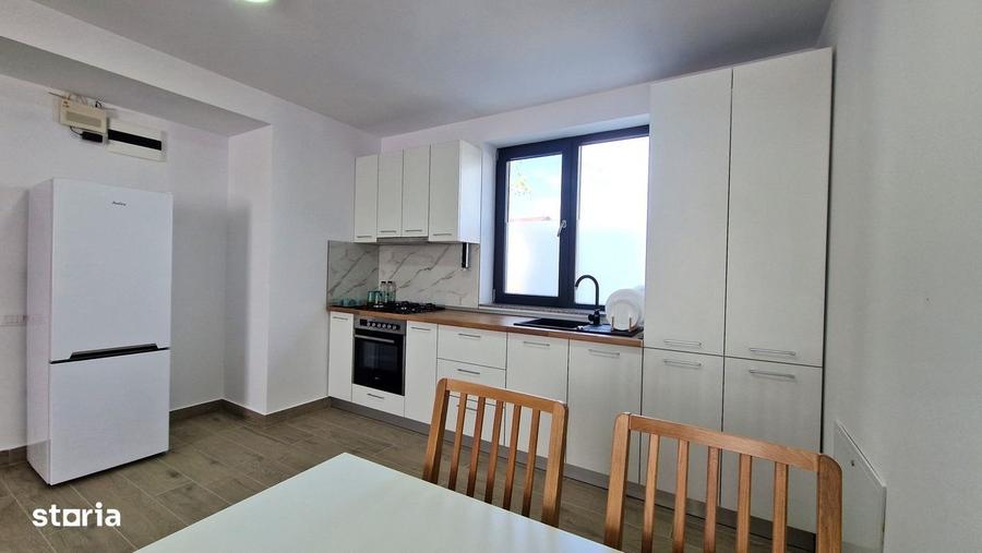 Apartament cu 2 camere în 1 Decembrie