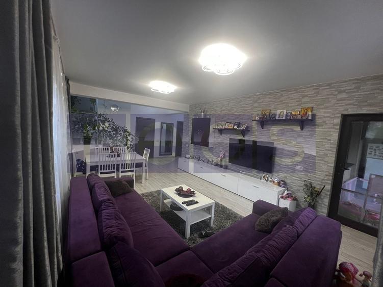 Casă individuală cu 5 camere cu Canalizare în Titan