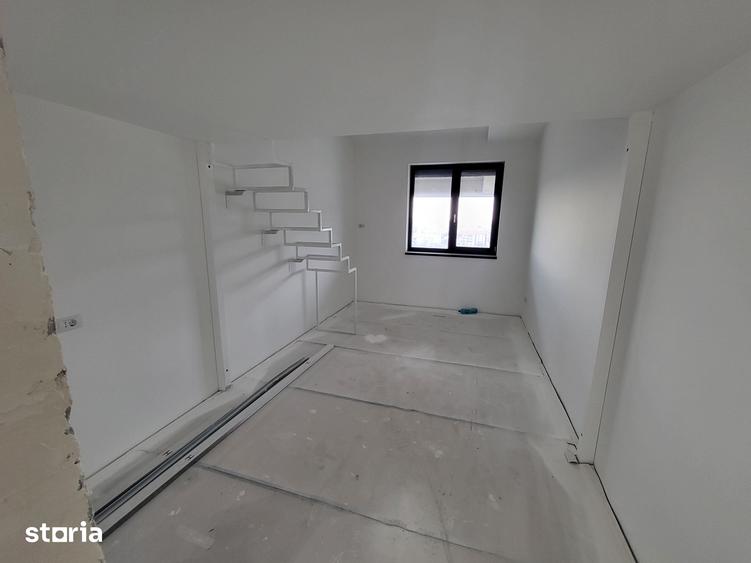 Apartament cu 4 camere în Central