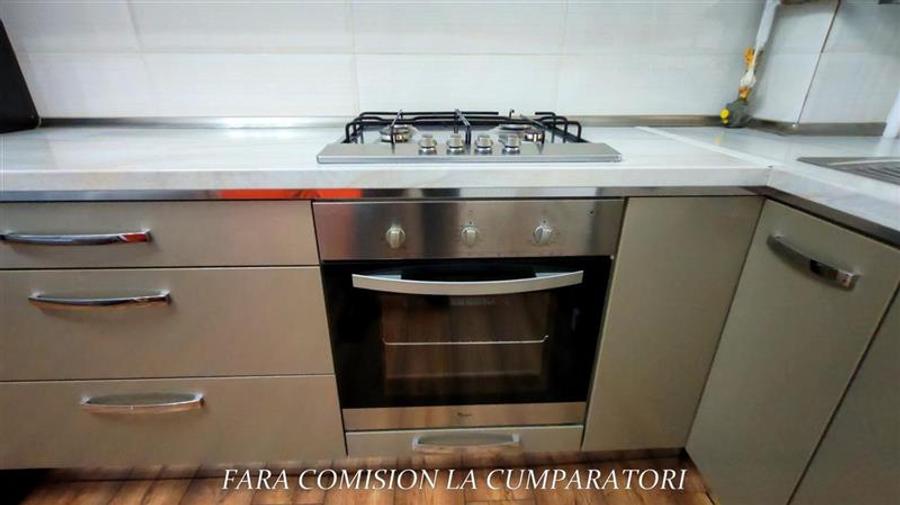 Apartament cu 2 camere semidecomandat, mobilat în Libertății