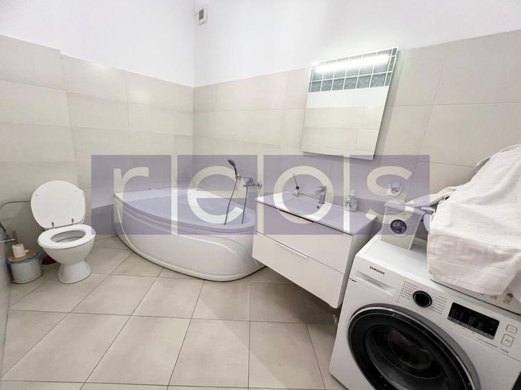 Apartament cu 3 camere decomandat în 1 Mai