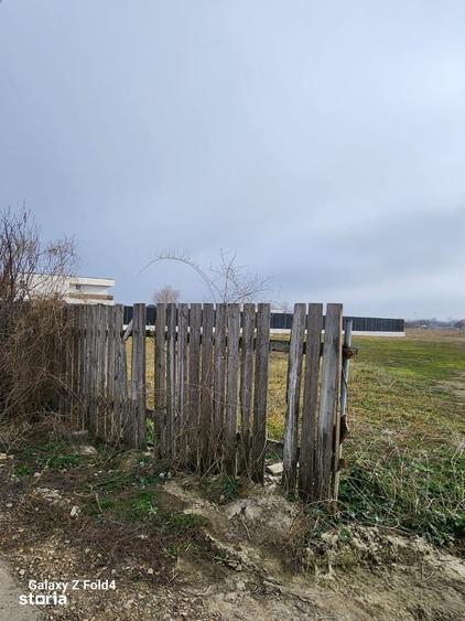 Teren de 688 mp, în Vădeni