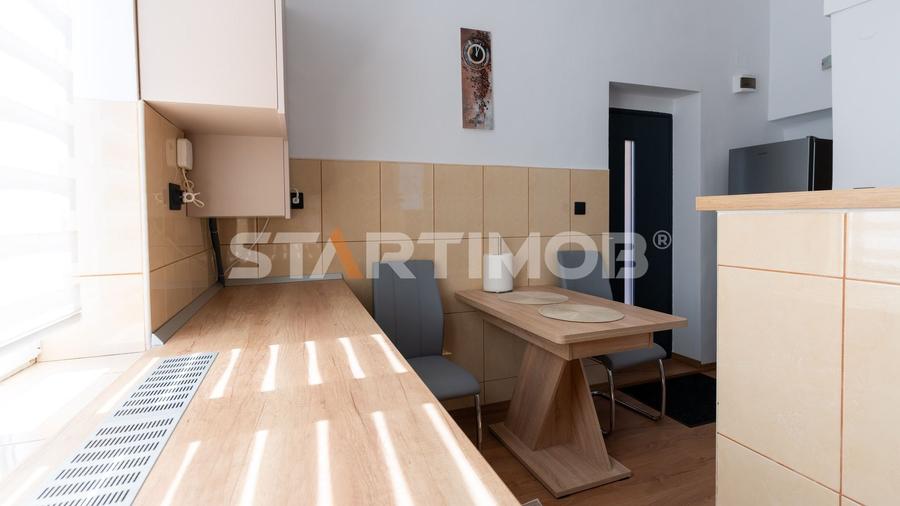 Apartament cu 2 camere semidecomandat în Centrul Istoric