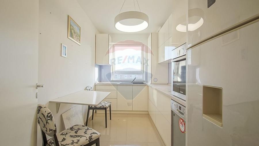 Apartament cu 2 camere decomandat, mobilat în Avantgarden
