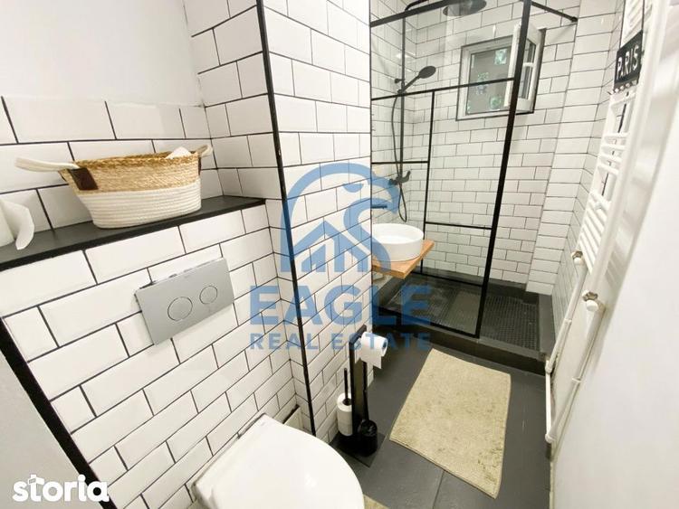 Apartament cu 3 camere semidecomandat, mobilat în Tomis Nord