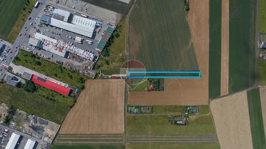 Teren de 2200 mp, în Nord