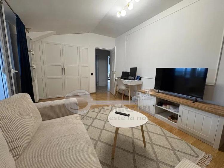 Apartament cu 2 camere decomandat în Nicolina