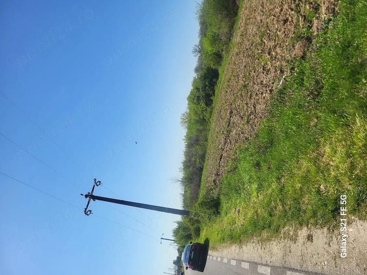 Teren de 1000 mp, în Racovița