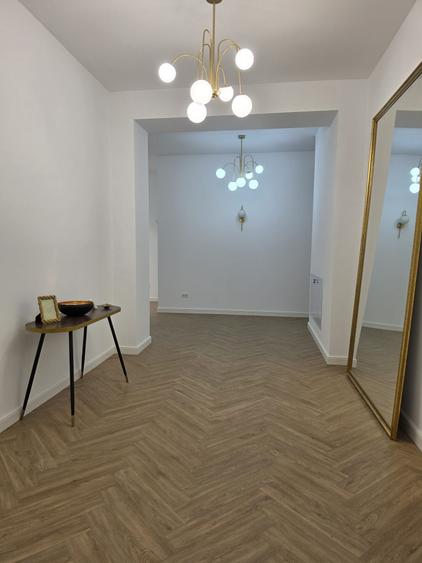 Casă cu 3 camere în Central