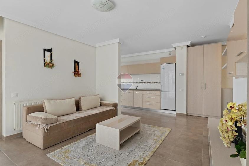 Apartament cu 3 camere semidecomandat în Funcționarilor