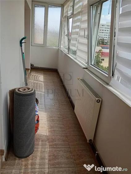 Apartament cu 3 camere decomandat în Bucovina