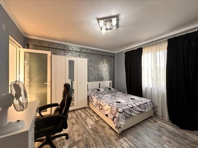 Casă individuală cu 6 camere cu Piscina în Palazu Mare