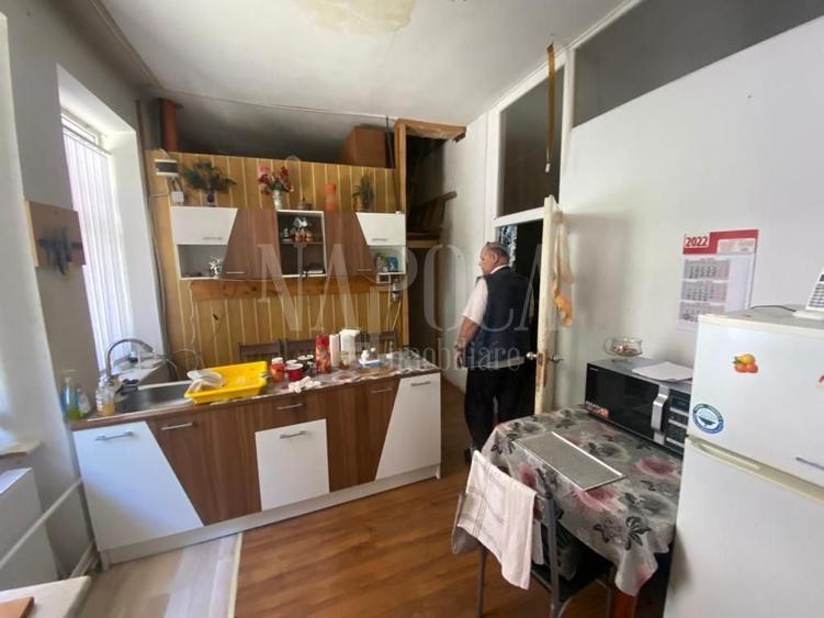 Casă individuală cu 5 camere cu Canalizare în Central