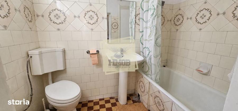 Casă cu 3 camere cu Teren 803 Mp în Central