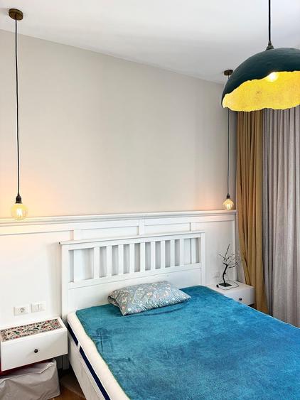 Apartament cu 3 camere semidecomandat în Universitate