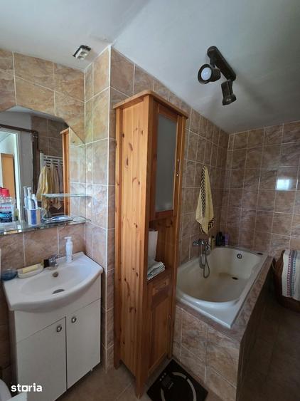 Casă cu 3 camere cu Teren 315 Mp în Central