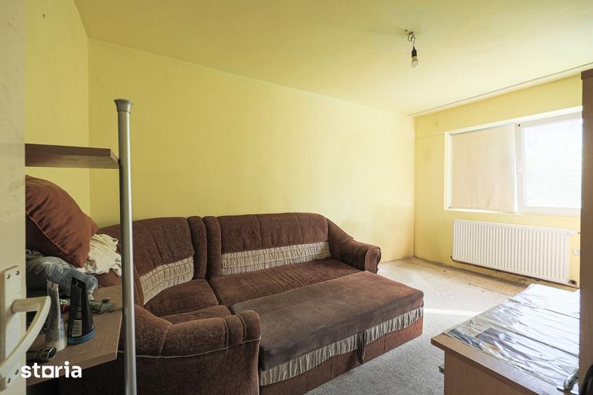 Apartament decomandat 2 camere - etaj 1 Banu Maracine - COMISION 0 - 6
