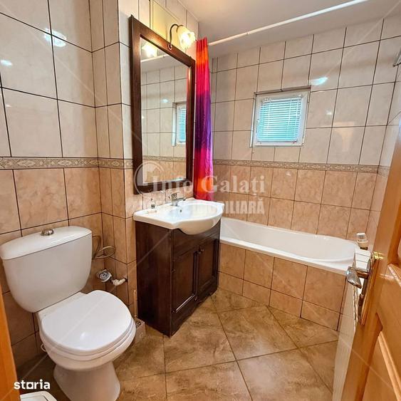 Apartament cu 3 camere decomandat, mobilat în Central
