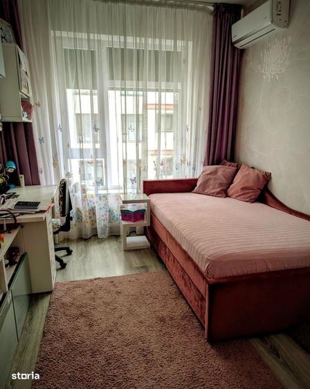 Apartament cu 4 camere în Lacul Tei