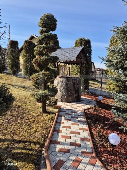 Casă cu 4 camere în Ivănești
